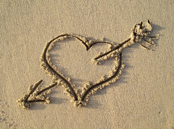 Love-spells-in-beach-islands.jpg